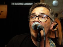 2025 &raquo; The Electric Landlady (25.4.25)